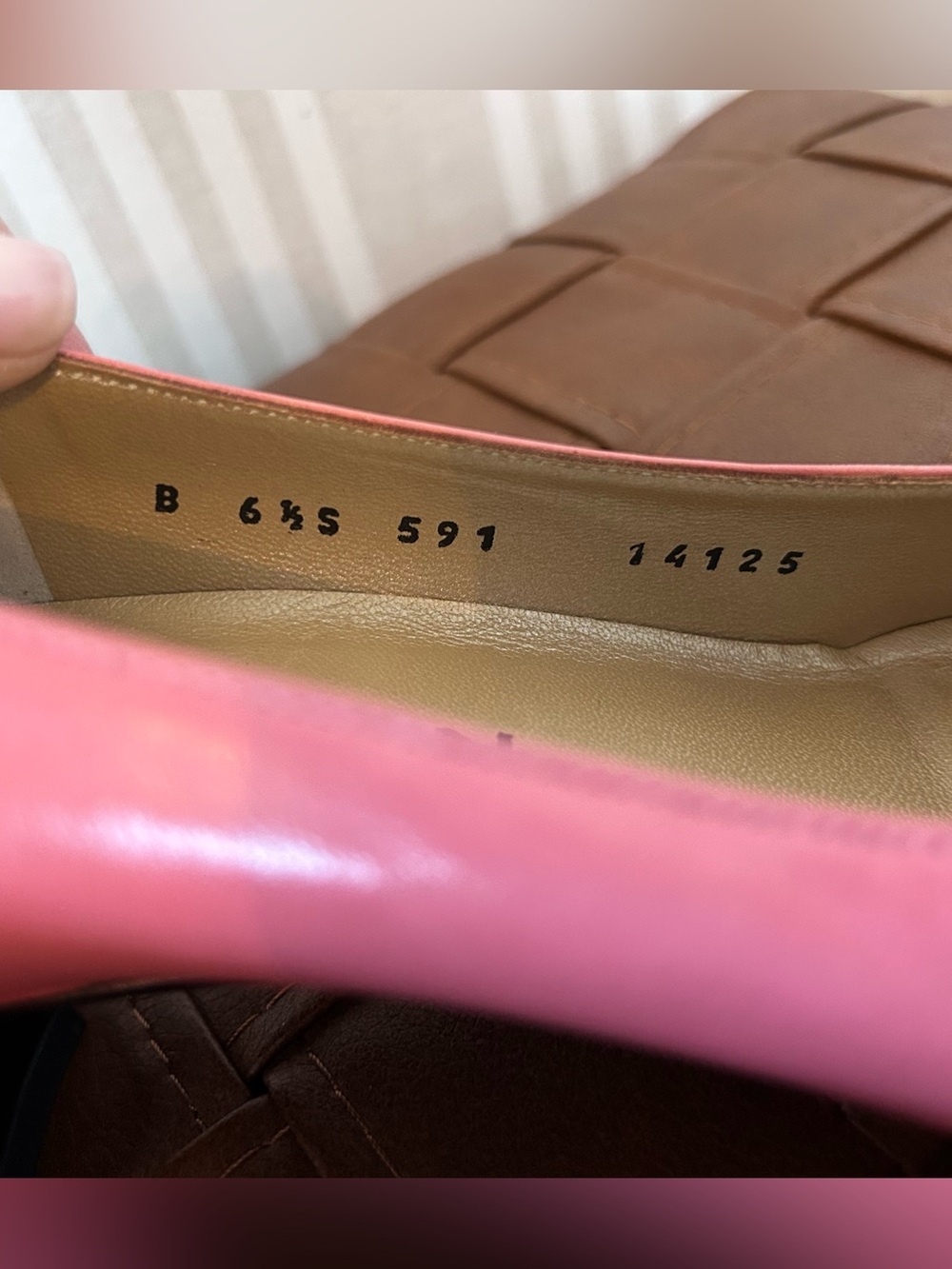 ST. JOHN PINK & Black Leather Heels Square Cap Toe Made in ITALY Size 6.5 RARE - Picture 6 of 10